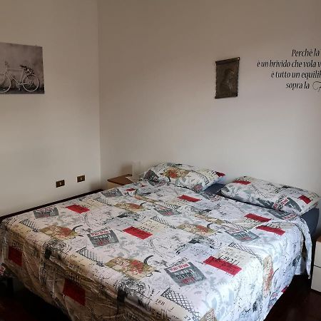 A Casa Di Zara Villa แตร์มินิ อิเมเรเซ ภายนอก รูปภาพ
