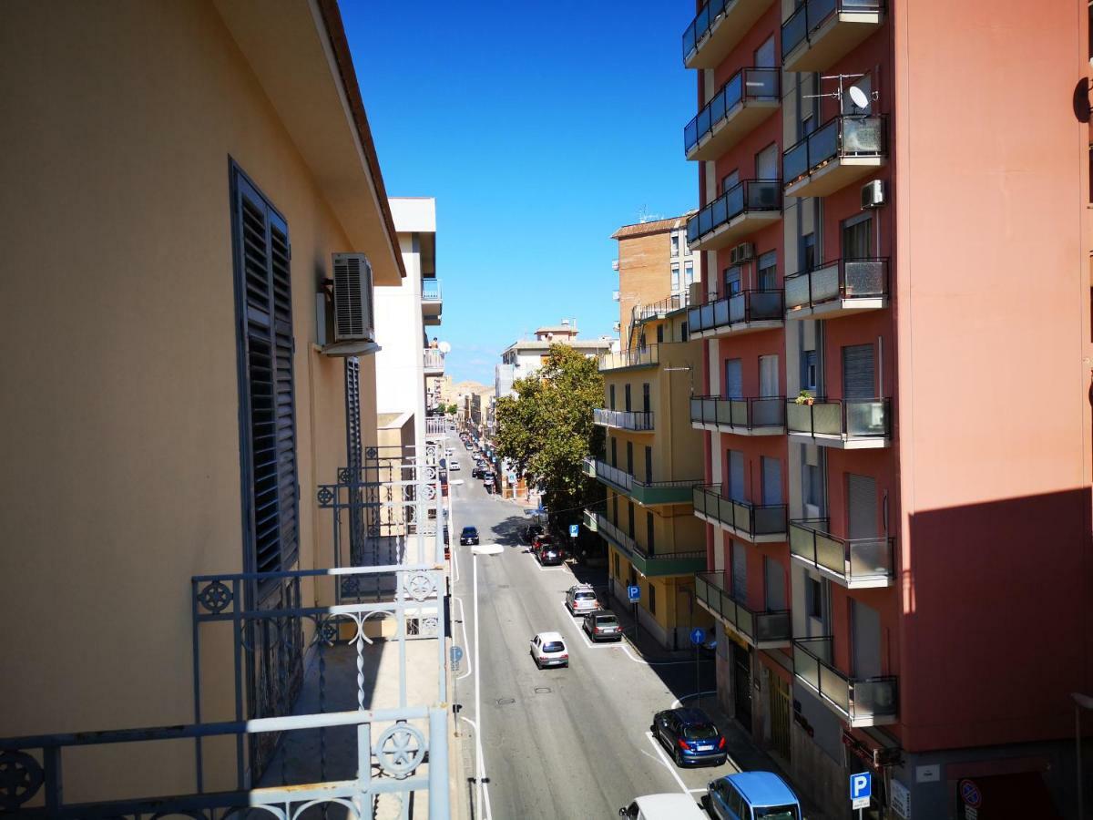 A Casa Di Zara Villa แตร์มินิ อิเมเรเซ ภายนอก รูปภาพ