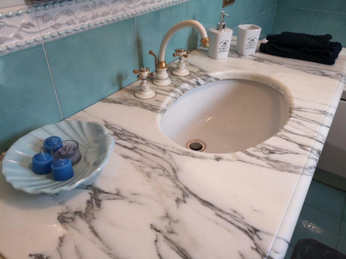 A Casa Di Zara Villa แตร์มินิ อิเมเรเซ ภายนอก รูปภาพ